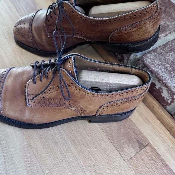 Allen Edmonds men’s shoes.  Fifth Avenue Cap-toe Oxford Dress Shoe - Picture 3 of 4